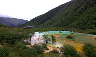人间瑶池——黄龙风景名胜区